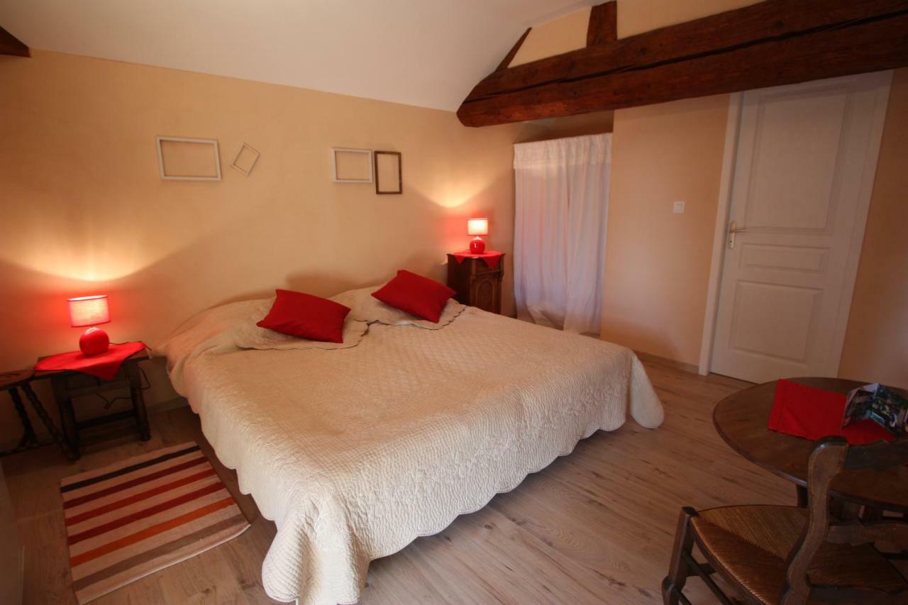Gite Evidence Varennes-sur-le-Doubs 外观 照片